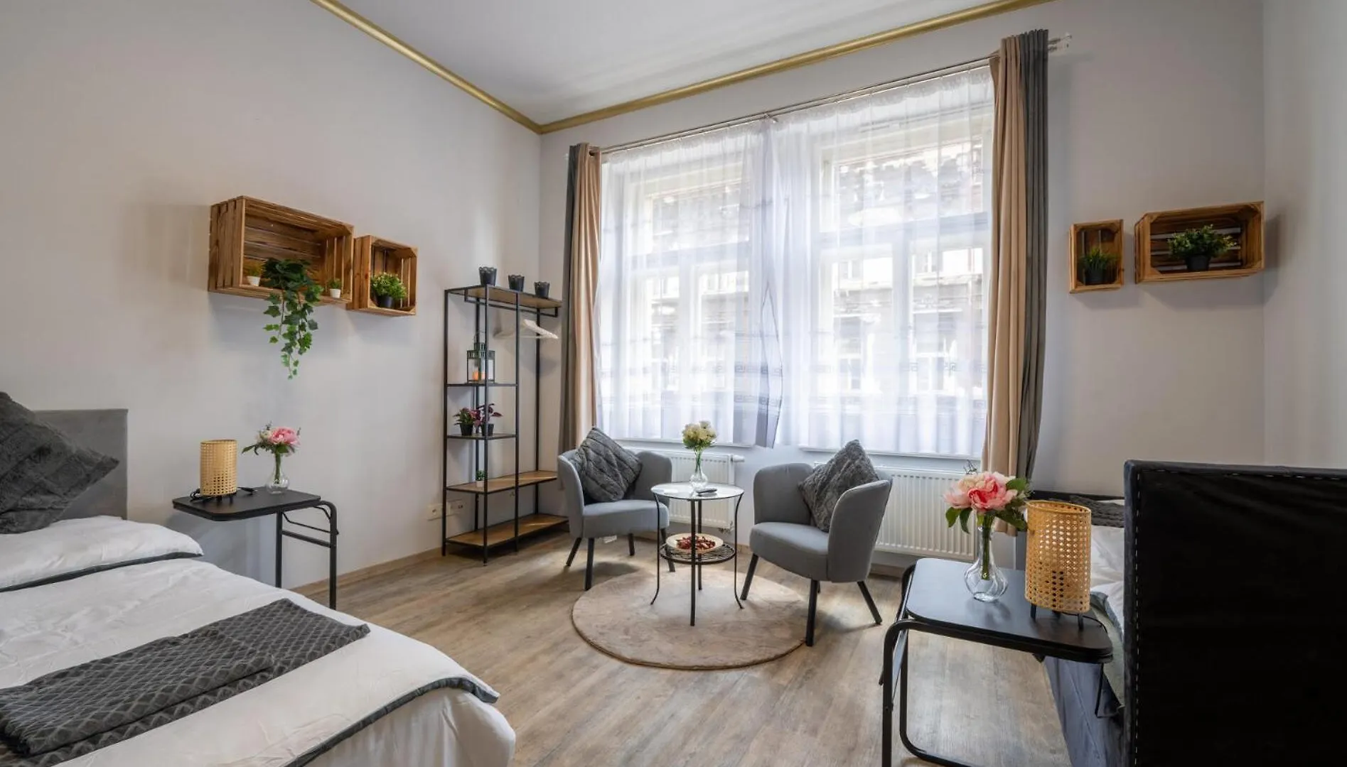 Cozy 3-Brd Riverside Apartment In Center プラハ