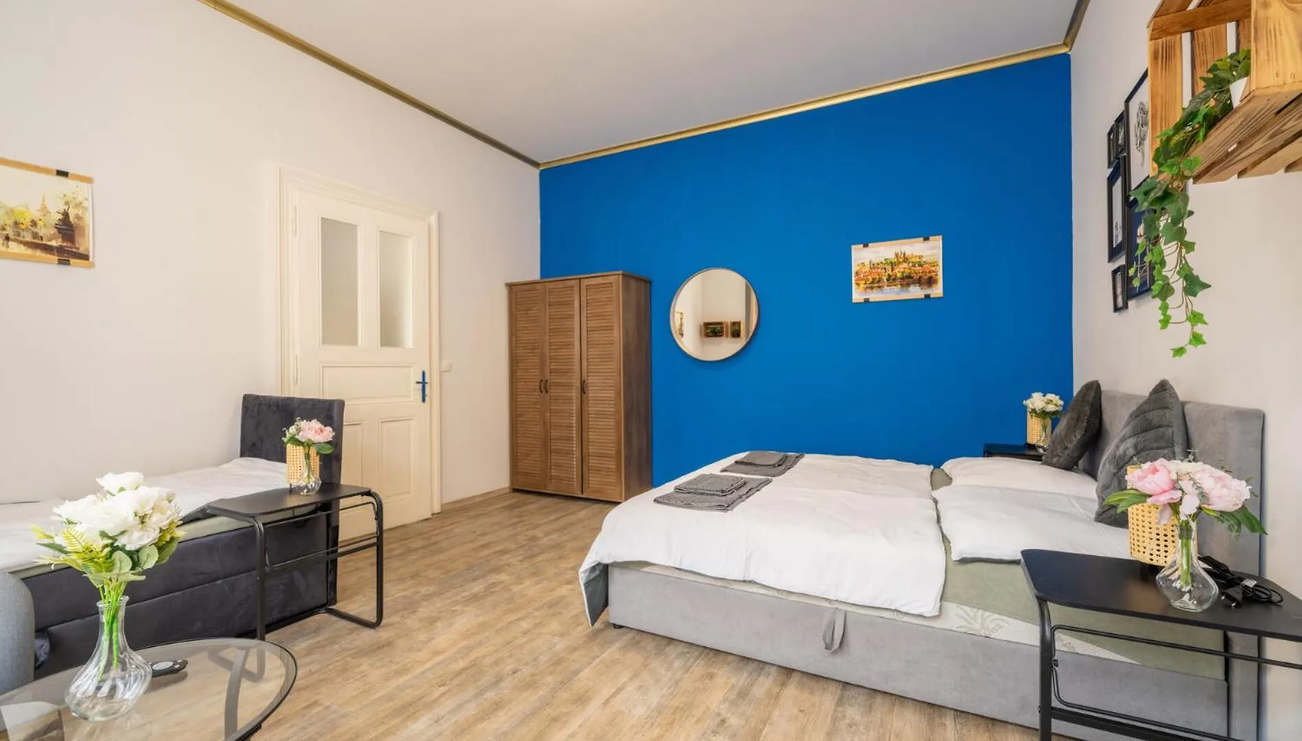 Cozy 3-Brd Riverside Apartment In Center プラハ